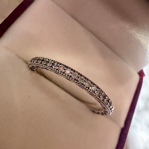 Pandora Sparkle and Hearts CZ Eterity Ring Size 9 - Hard to find size! - Picture 10 of 16